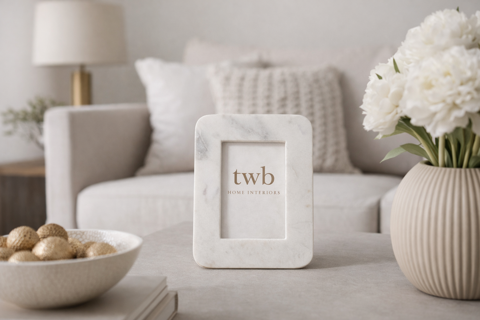 Atelier Rounded Edge Marble Photo Frame 4x6"